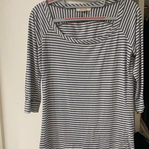 SoLow Small gray & white 3/4s sleeve top